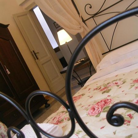 Ascoli Antica B&B อัสโกลีปิเชโน ภายนอก รูปภาพ