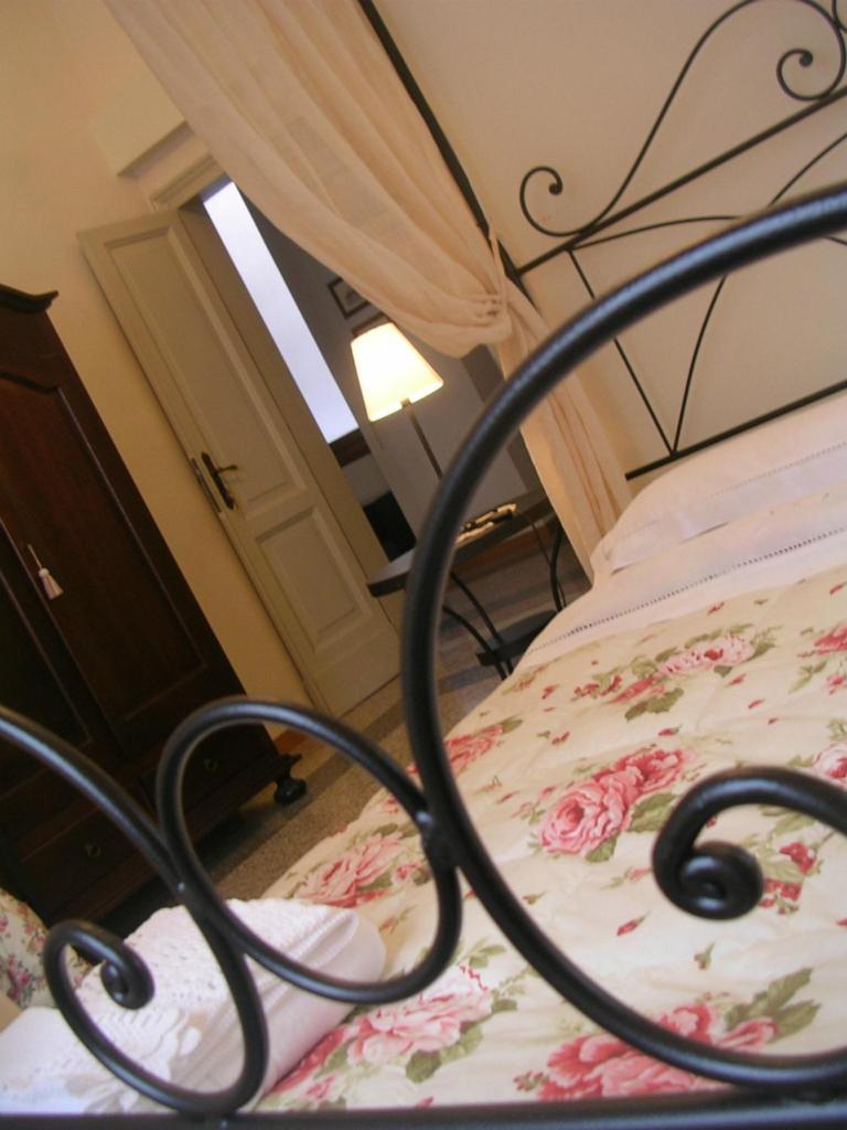Ascoli Antica B&B อัสโกลีปิเชโน ภายนอก รูปภาพ